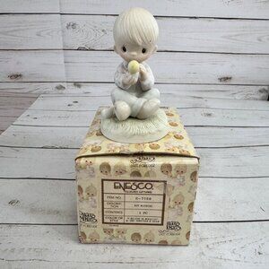 Precious Moments I Believe in Miracles E-7156 1981 Boy w Chick Figurine Boxed